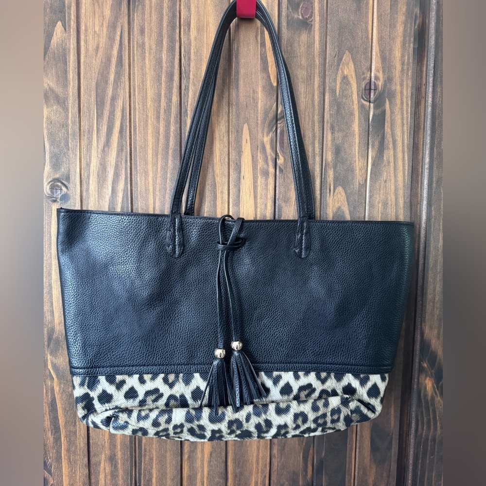 Reversible Valerie Stevens Black and Brown Tote with Tassel Accent